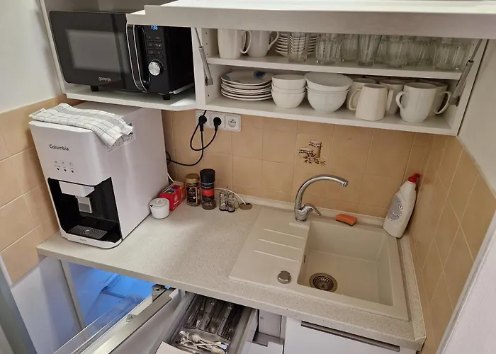 Pod Vezi Hostka U Roudnice Nad Labem *